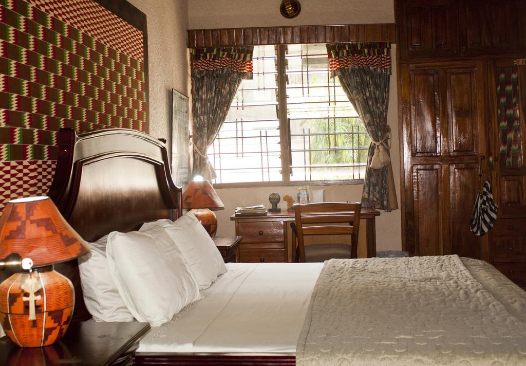 Four Villages Inn Kumasi Room photo