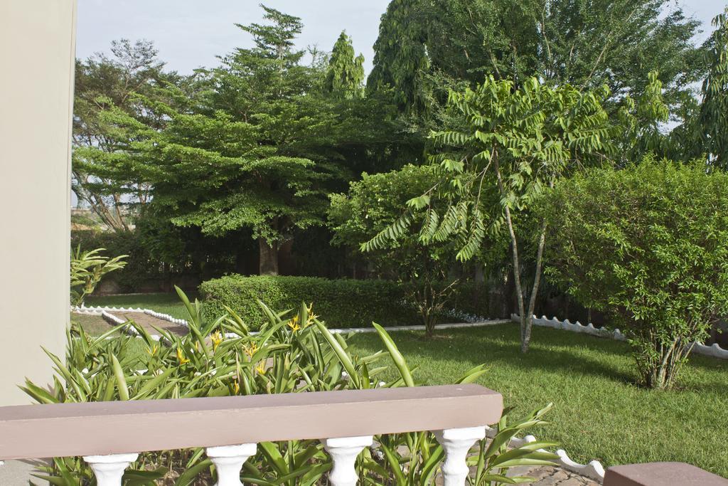 Four Villages Inn Kumasi Exterior photo